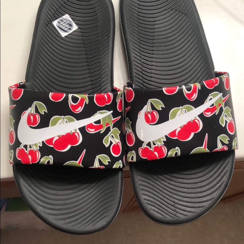 Nike slides